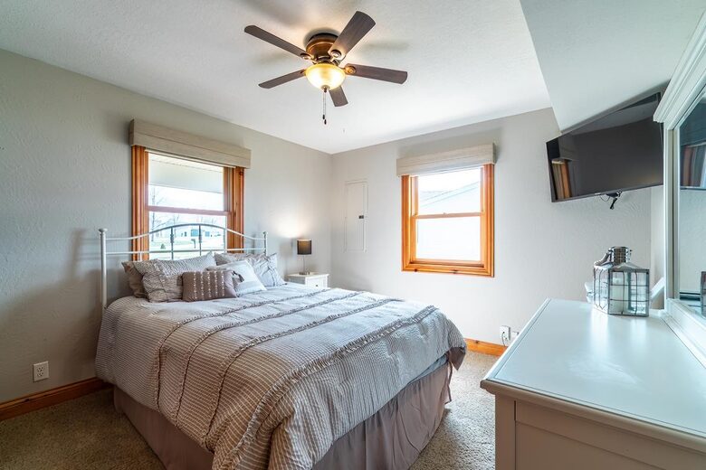 Relaxed Lake Pleasant Getaway with Private Shoreline - Fremont, Indiana