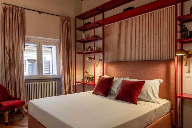 Equity Residences, Historic Roman Retreat Steps from the Trevi Fountain - Rome, Italy