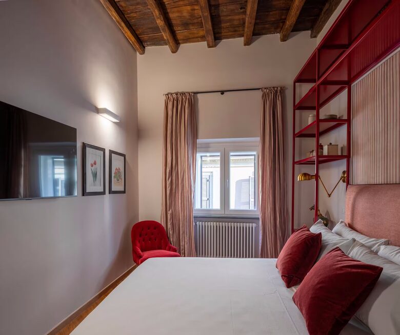 Equity Residences, Historic Roman Retreat Steps from the Trevi Fountain - Rome, Italy