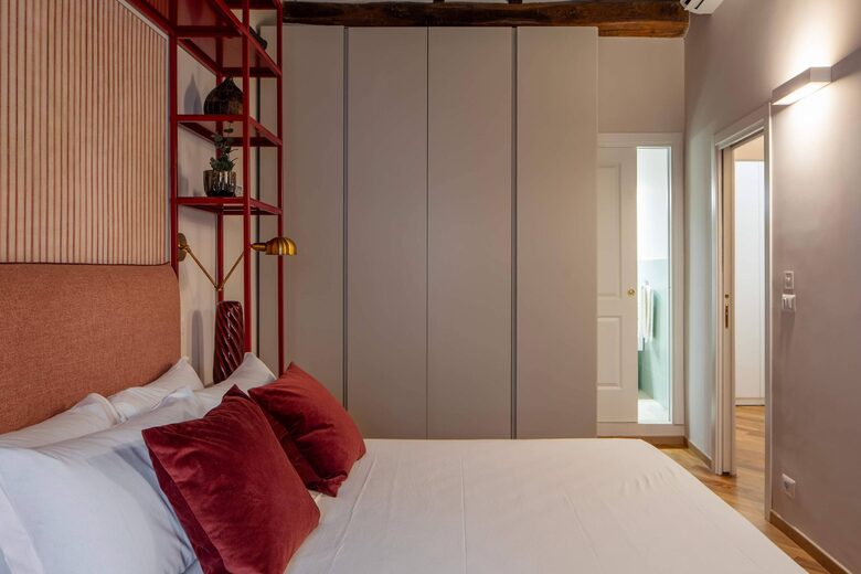Equity Residences, Historic Roman Retreat Steps from the Trevi Fountain - Rome, Italy