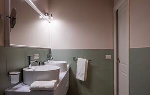 Equity Residences, Historic Roman Retreat Steps from the Trevi Fountain - Rome, Italy