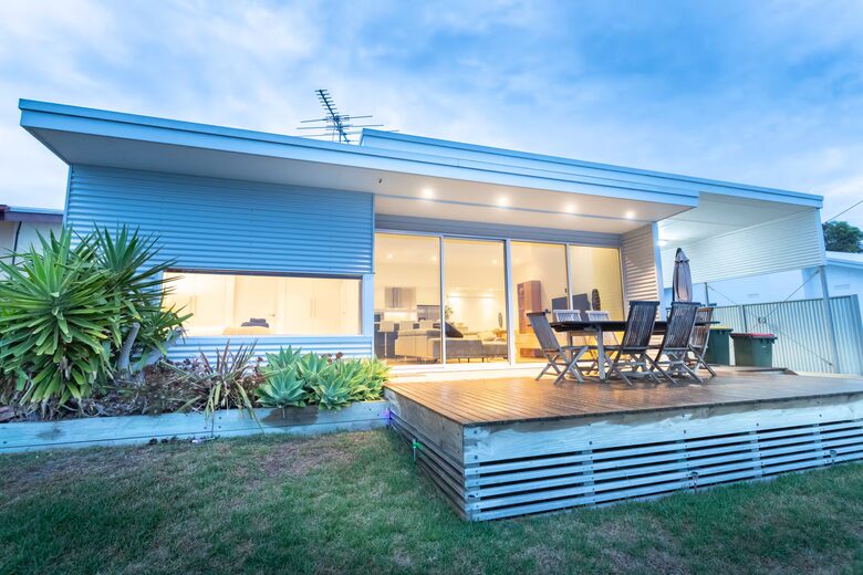 Penneshaw Beach House with Ocean Views - Penneshaw, Australia