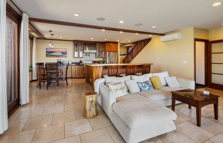 Waialua Oceanfront Retreat with Direct Beach Access - Waialua, Hawaii