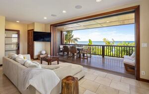 Waialua Oceanfront Retreat with Direct Beach Access - Waialua, Hawaii