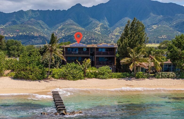 Waialua Oceanfront Retreat with Direct Beach Access - Waialua, Hawaii