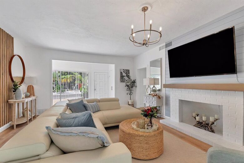 Naples Retreat with Private Pool and Spa Near Gulf Beaches - Naples, Florida