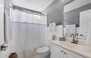 Naples Retreat with Private Pool and Spa Near Gulf Beaches - Naples, Florida