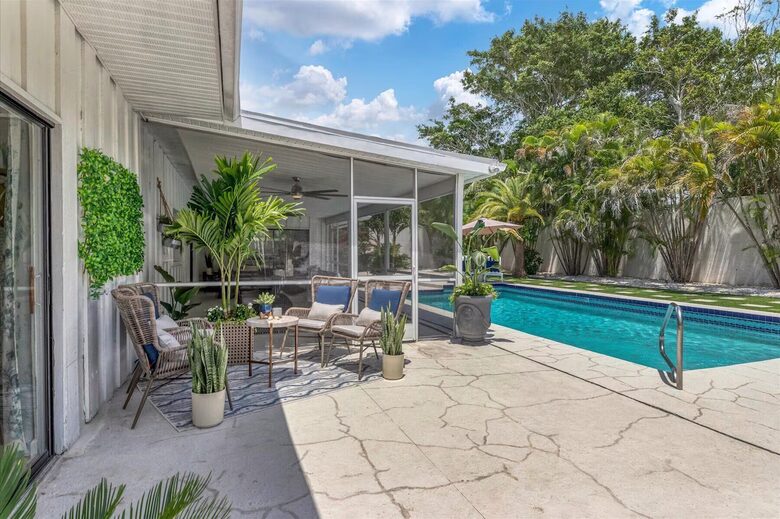Naples Retreat with Private Pool and Spa Near Gulf Beaches - Naples, Florida