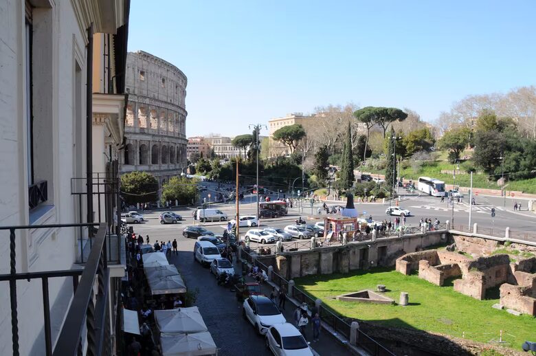 Colosseum View Residence in the Heart of Rome - Rome, Italy