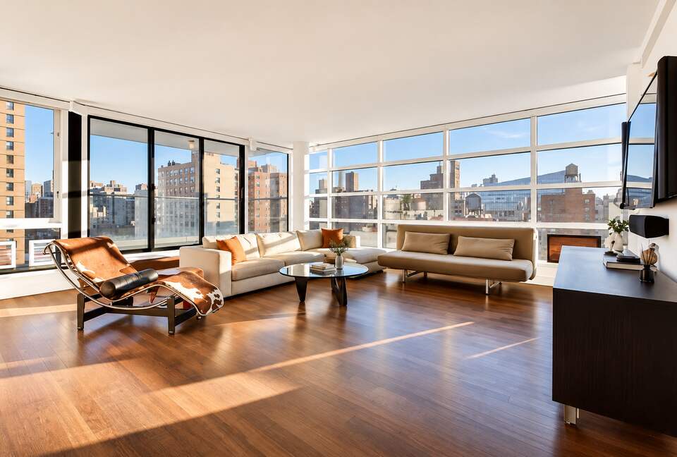 Midtown Luxury Penthouse - New York City, New York