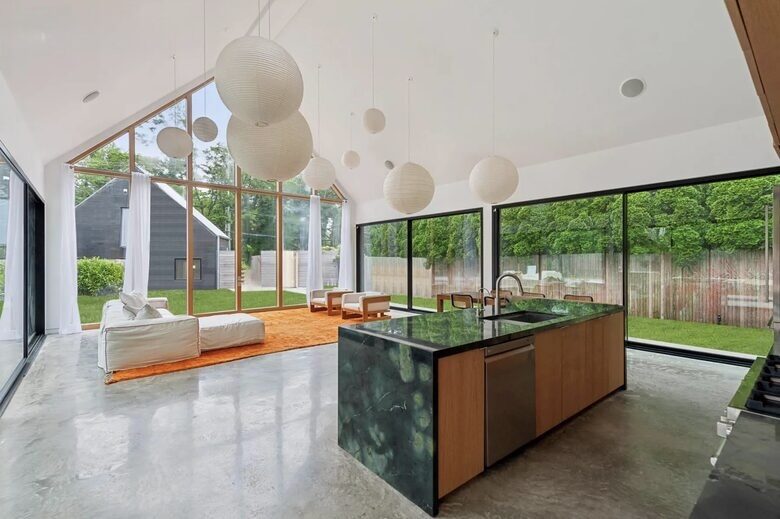 East Hampton Japandi Retreat with Heated Pool and Sauna - East Hampton, New York