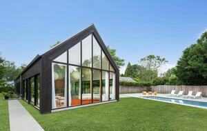 East Hampton Japandi Retreat with Heated Pool and Sauna - East Hampton, New York