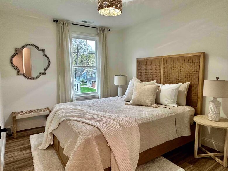 Relaxed Lake Erie Living Inside Lakeside Chautauqua - Lakeside Marblehead, Ohio