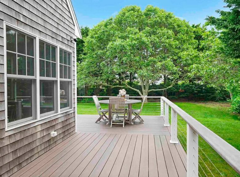 Classic Vineyard Escape One Mile from South Beach - Edgartown, Massachusetts