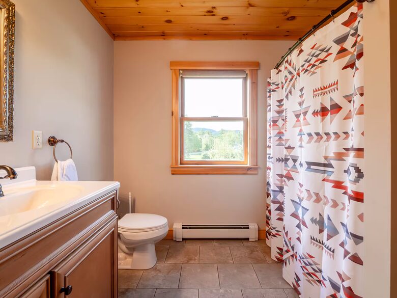 Year-Round Sunday River Escape with Pool & Mountain Views - Newry, Maine