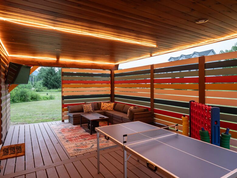 Year-Round Sunday River Escape with Pool & Mountain Views - Newry, Maine