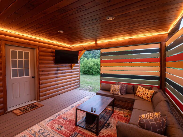 Year-Round Sunday River Escape with Pool & Mountain Views - Newry, Maine