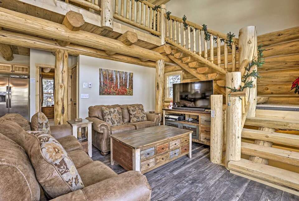 Log-Style Mountain Escape Minutes from Breckenridge Slopes - Breckenridge, Colorado