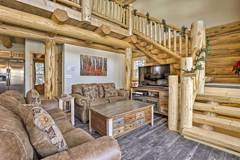 Log-Style Mountain Escape Minutes from Breckenridge Slopes - Breckenridge, Colorado