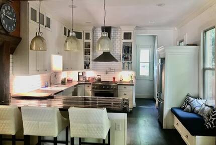 Warm & Eclectic Retreat in Salt Lake City - Salt Lake City, Utah