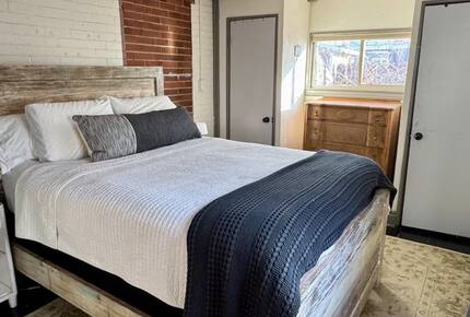 Warm & Eclectic Retreat in Salt Lake City - Salt Lake City, Utah