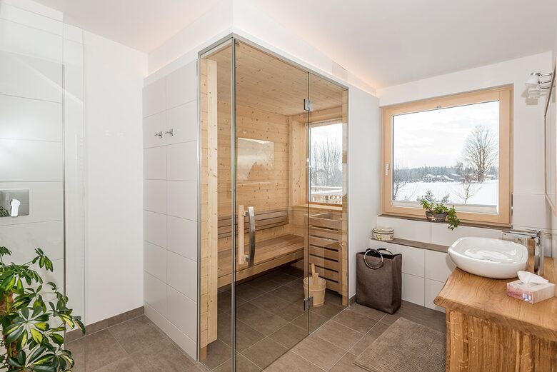 bathroom 1 including sauna