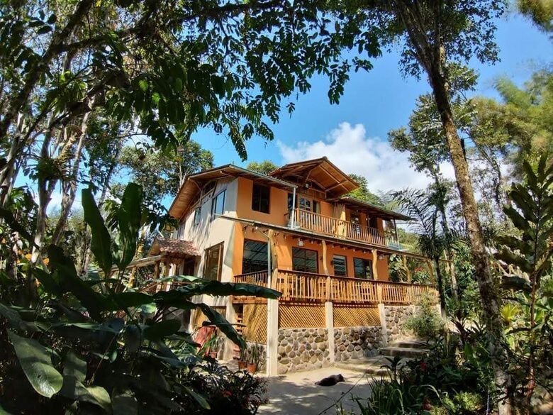 Mindo Cloud Forest Retreat on the Saguambi River - Mindo, Ecuador
