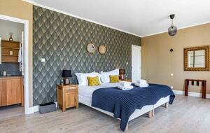 Riverside Country Escape - Fouqueure, France