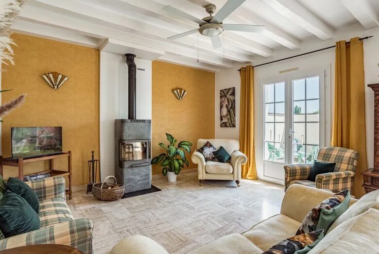 Riverside Country Escape - Fouqueure, France