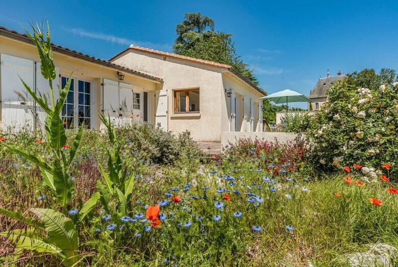 Riverside Country Escape - Fouqueure, France