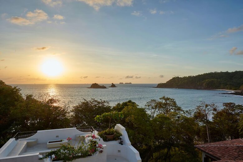 Hilltop Las Catalinas Escape with Beach Club Access - Las Catalinas, Costa Rica