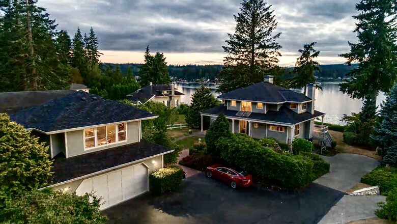 King bed Studio on left, 4 bedroom+ house on right.