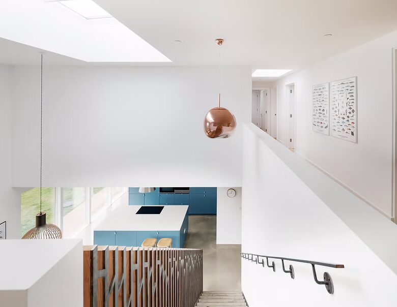 Award-Winning Coastal House on the Suffolk Shore - Harkstead, Suffolk, United Kingdom