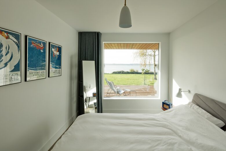 Award-Winning Coastal House on the Suffolk Shore - Harkstead, Suffolk, United Kingdom