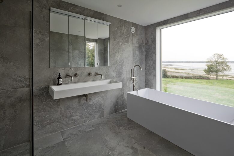 Award-Winning Coastal House on the Suffolk Shore - Harkstead, Suffolk, United Kingdom