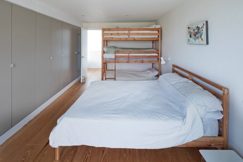 Award-Winning Coastal House on the Suffolk Shore - Harkstead, Suffolk, United Kingdom