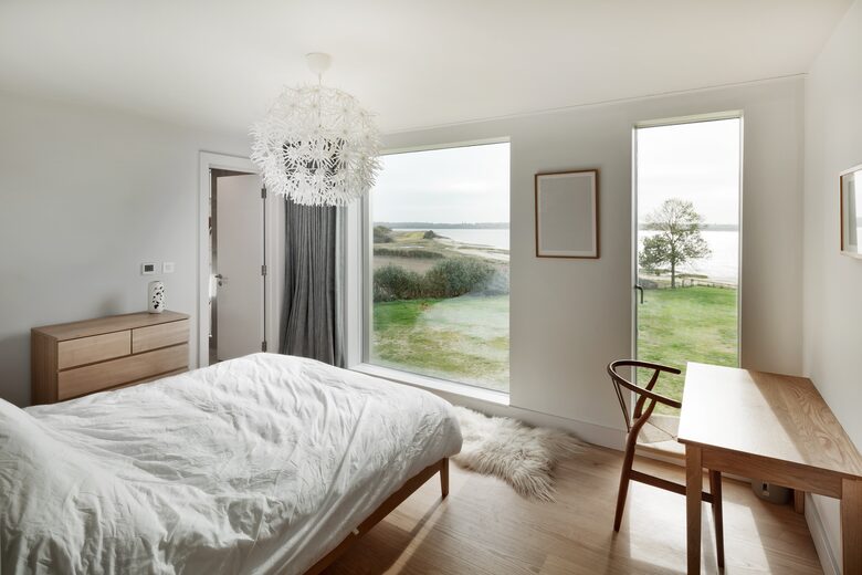 Award-Winning Coastal House on the Suffolk Shore - Harkstead, Suffolk, United Kingdom