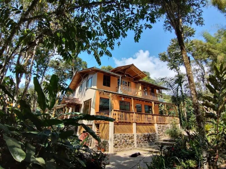 Mindo Cloud Forest Retreat on the Saguambi River - Mindo, Ecuador