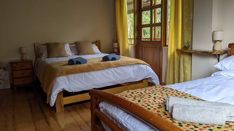 Mindo Cloud Forest Retreat on the Saguambi River - Mindo, Ecuador