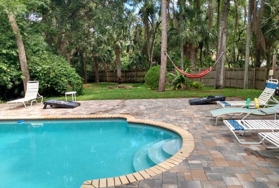Tropical Poolhouse Near Tampa Bay & Clearwater Beaches - Tampa, Florida