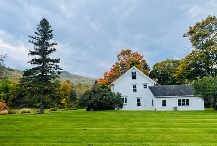 Berkshires Estate on 100 Acres with Heated Pool and Sauna - Canaan, New York