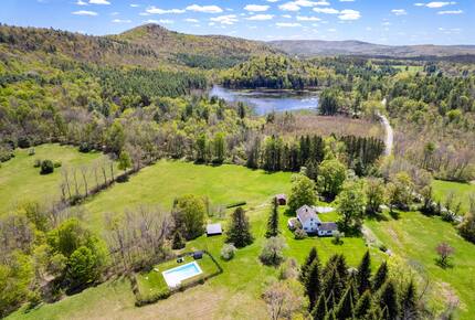 Berkshires Estate on 100 Acres with Heated Pool and Sauna - Canaan, New York