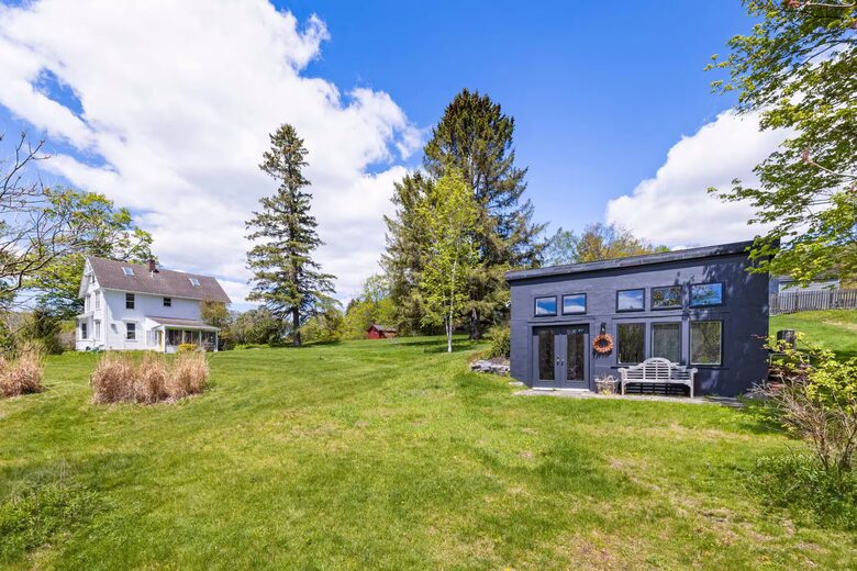 Berkshires Estate on 100 Acres with Heated Pool and Sauna - Canaan, New York