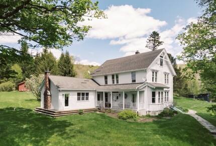 Berkshires Estate on 100 Acres with Heated Pool and Sauna - Canaan, New York