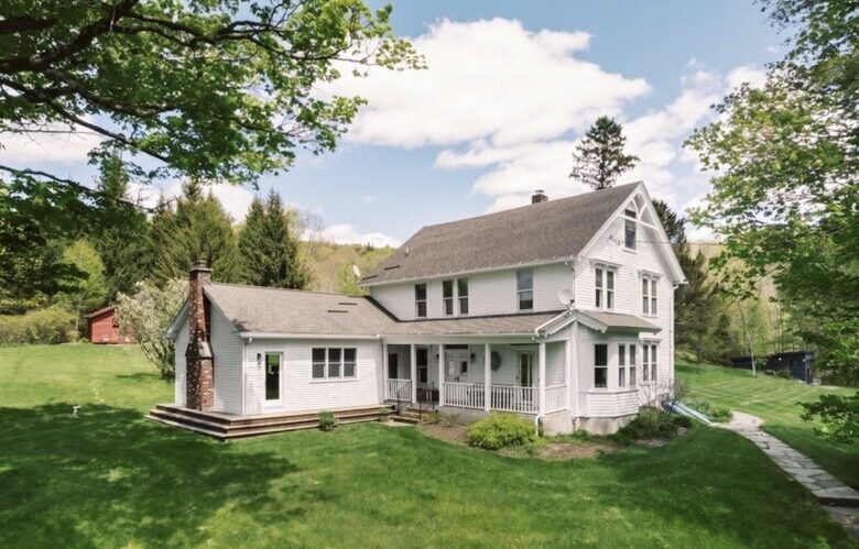 Berkshires Estate on 100 Acres with Heated Pool and Sauna - Canaan, New York