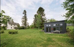 Berkshires Estate on 100 Acres with Heated Pool and Sauna - Canaan, New York