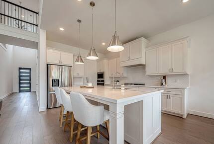 Contemporary Retreat with Private Pool in The Woodlands - The Woodlands, Texas