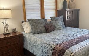 Tahoe Donner Cabin with Pine Forest Views and Trail Access - Truckee, California