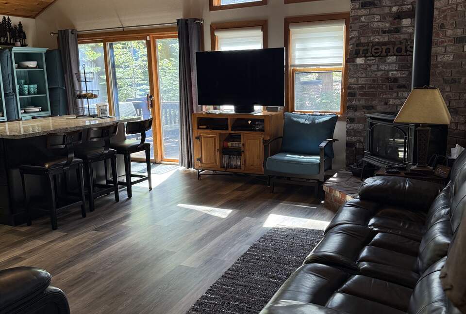 Tahoe Donner Cabin with Pine Forest Views and Trail Access - Truckee, California