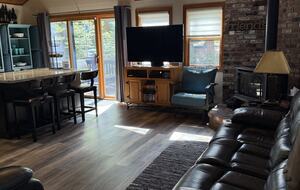 Tahoe Donner Cabin with Pine Forest Views and Trail Access - Truckee, California